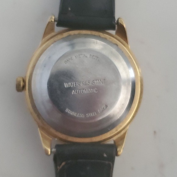 Man Timex automatic rare   man's  automatic water resistance like 20 year rare. - Picture 2 of 3